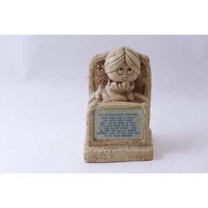 My Goodnight Prayer, Figurine, Paula, Cute Girl Praying on Her Bed, Decorative